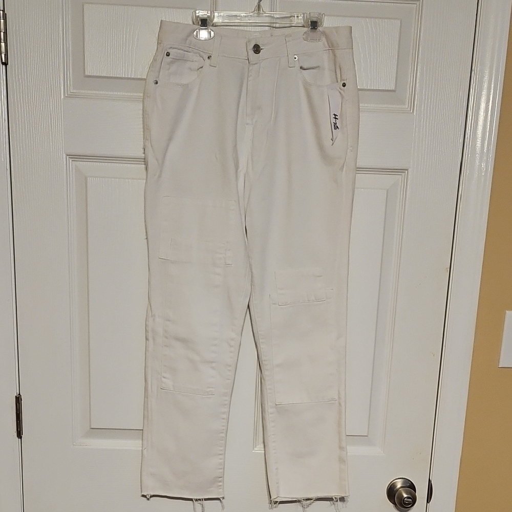 Kensie True Vintage White Jeans